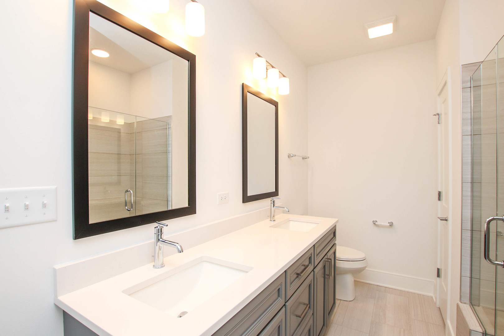 1850 Amberley Court Unit: 101
