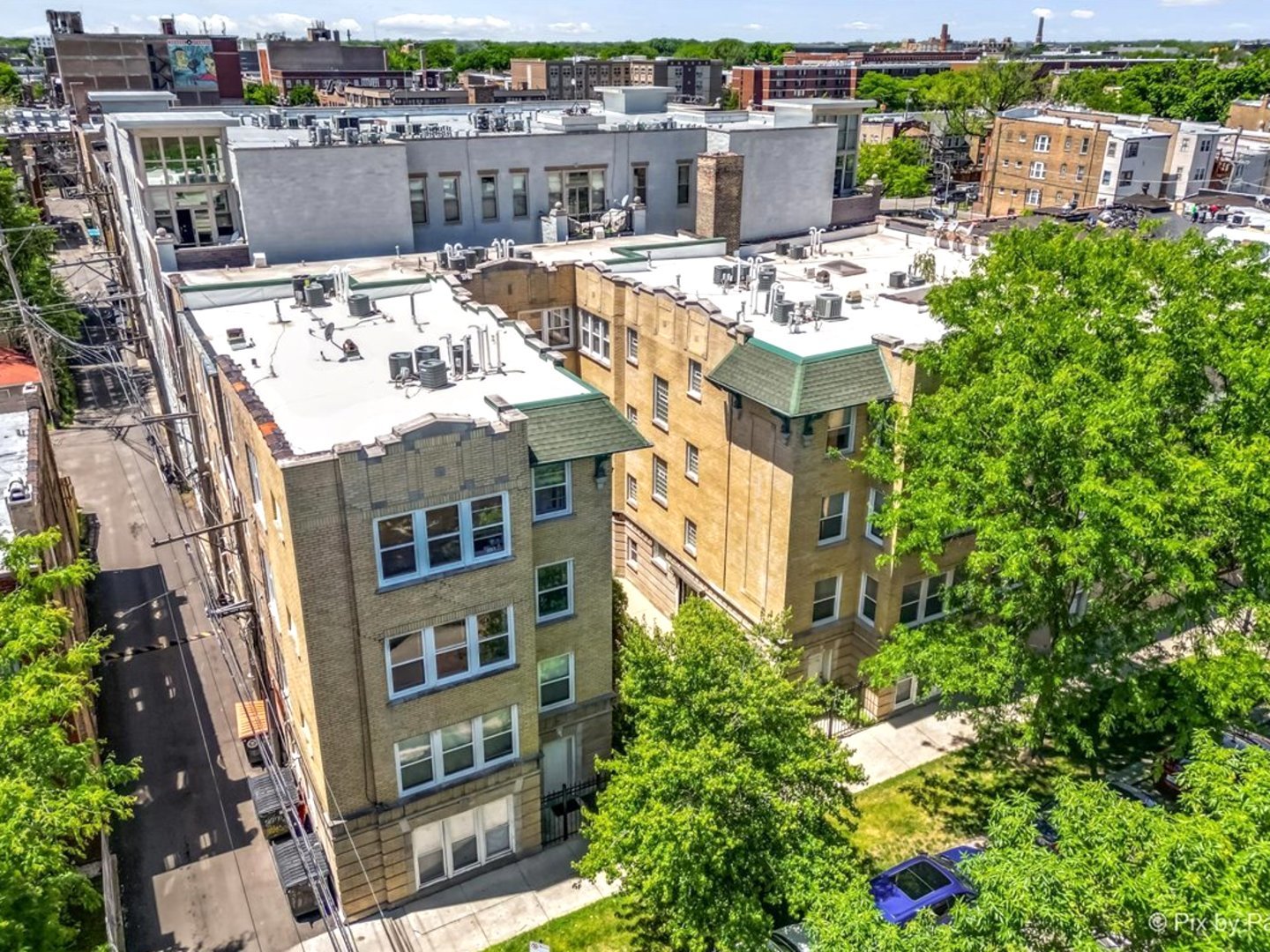 4754 N ALBANY Avenue Unit: 2
