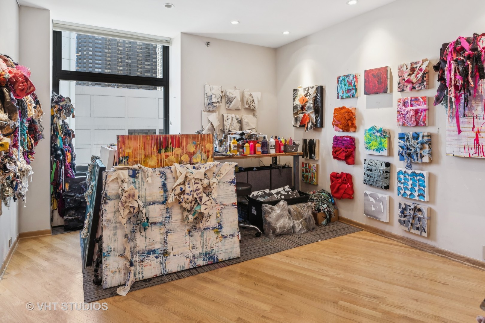 680 N Lake Shore Drive Unit: 1006
