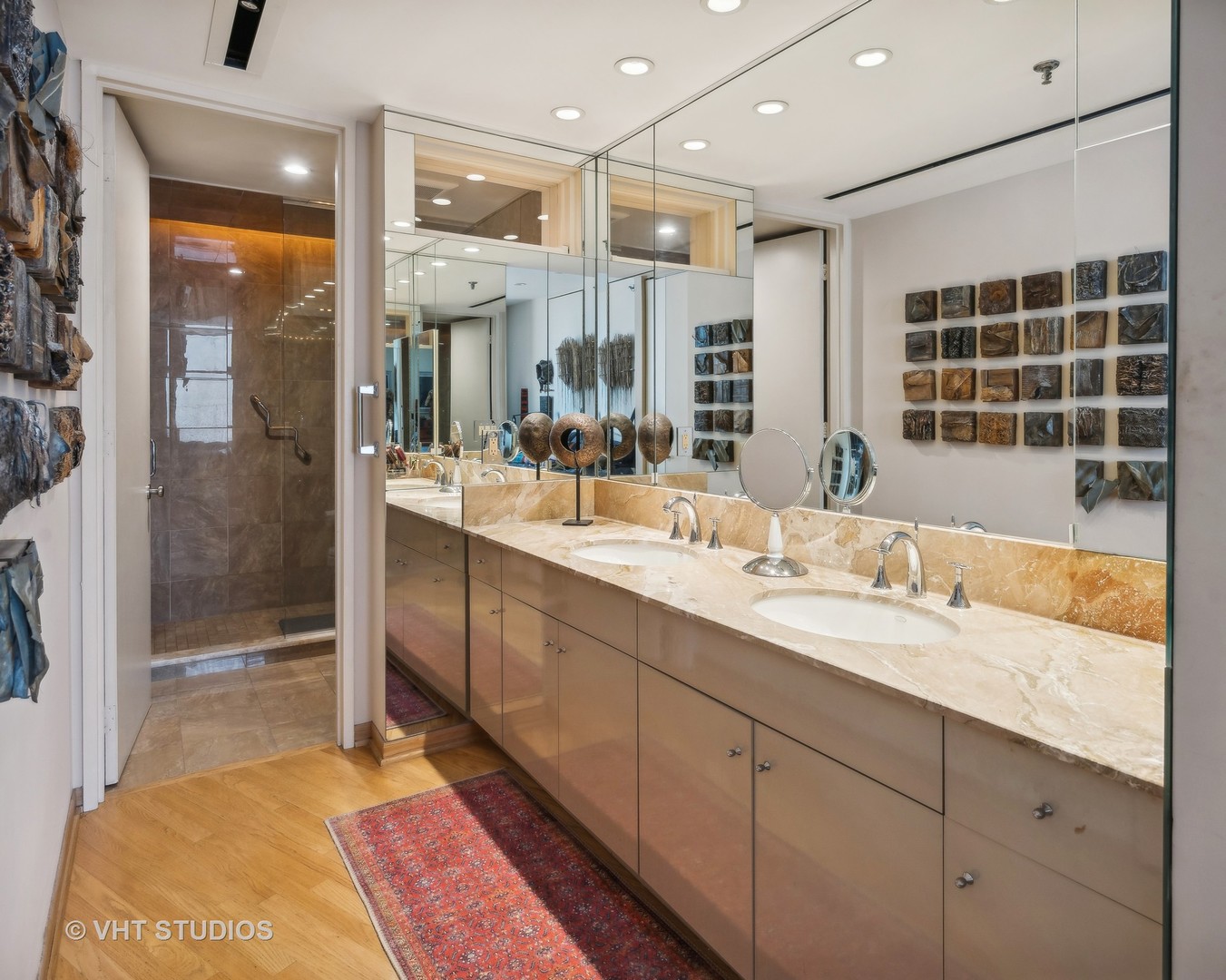 680 N Lake Shore Drive Unit: 1006