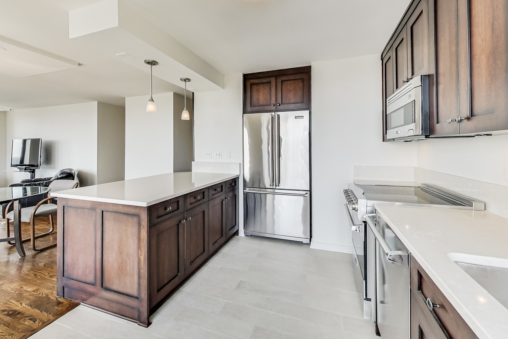 1660 N La Salle Drive Unit: 2402