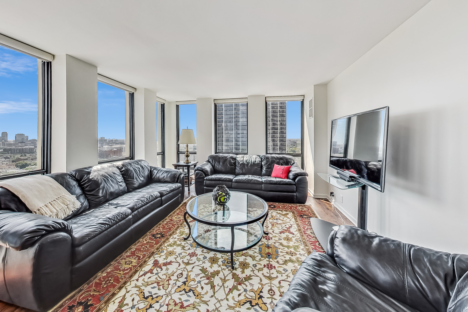 1660 N La Salle Drive Unit: 2402
