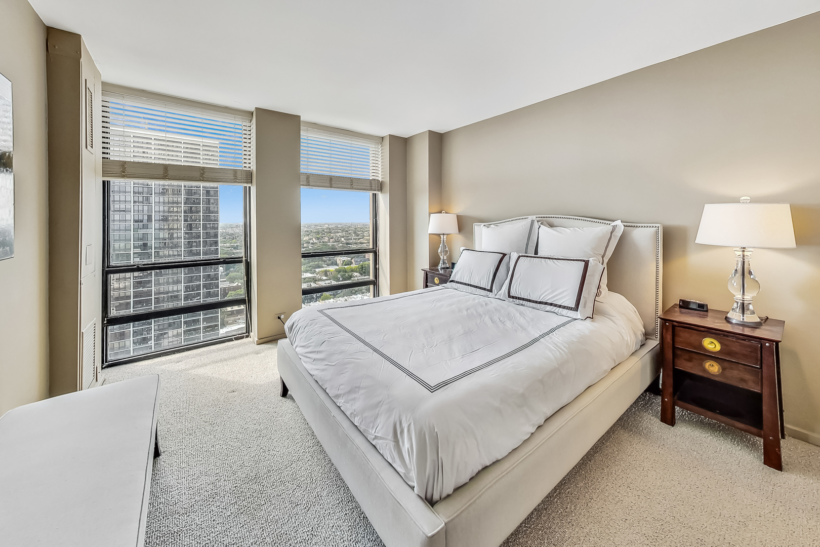 1660 N La Salle Drive Unit: 2402