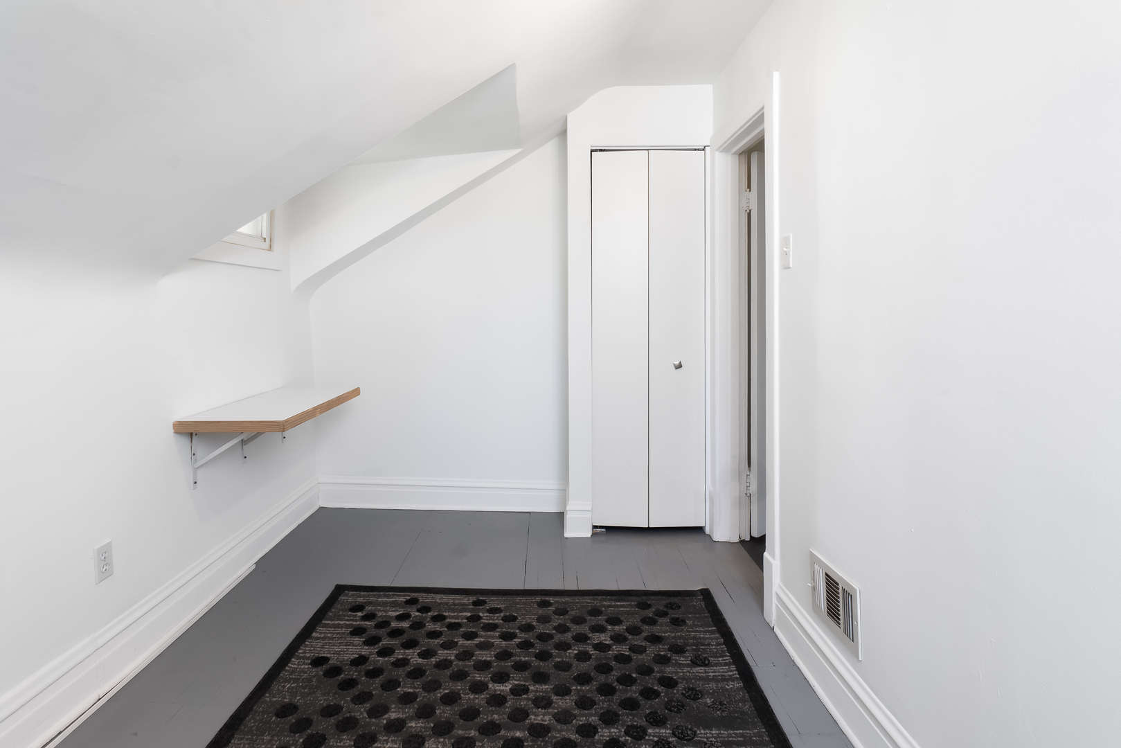 4010 N Octavia Avenue