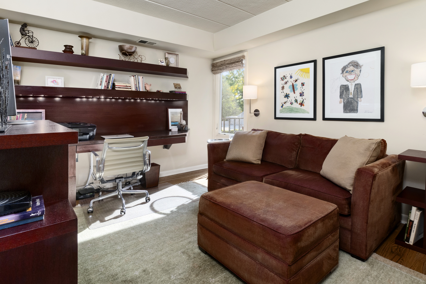 2333 N Geneva Terrace Unit: 4A