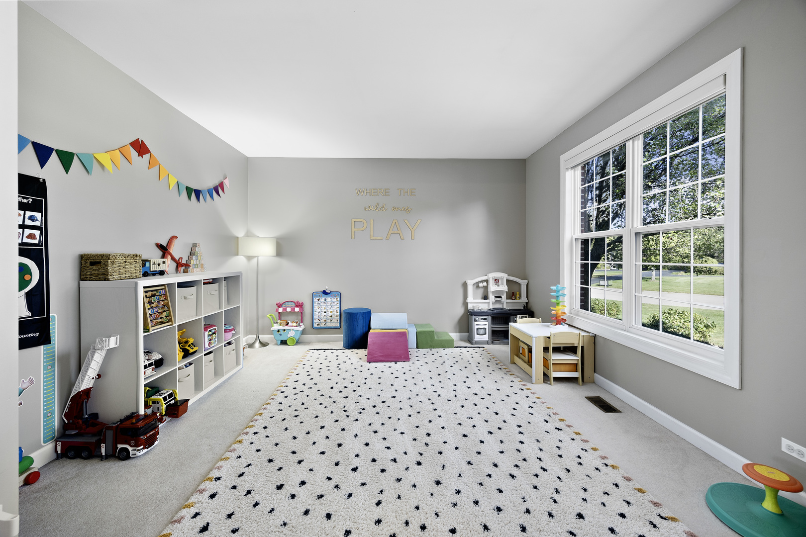 2 Hawthorn Grove Circle