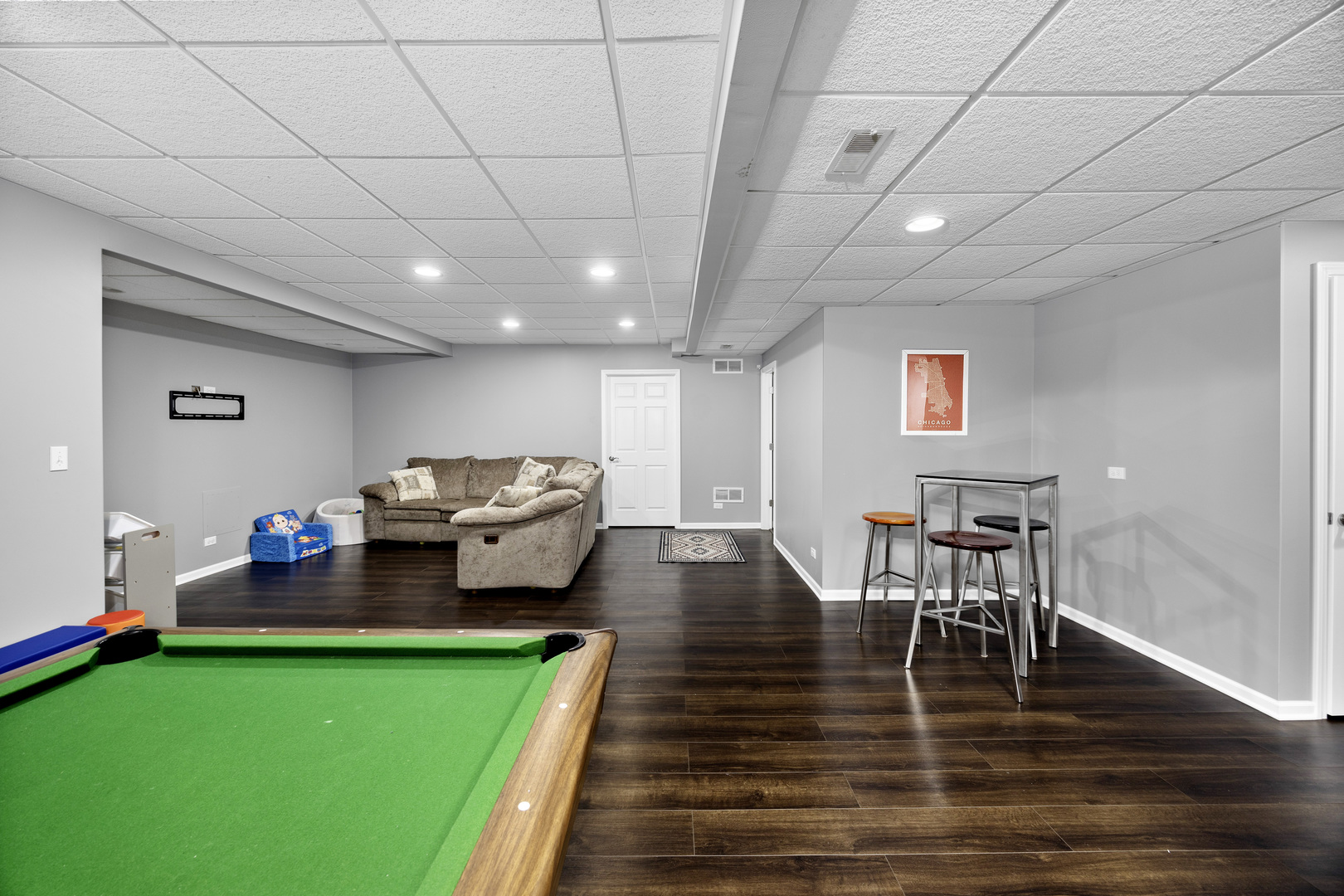 2 Hawthorn Grove Circle