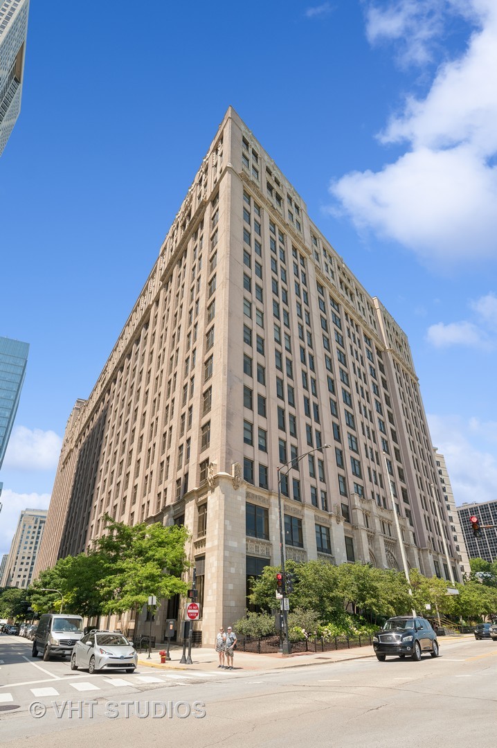 680 N Lake Shore Drive Unit: 1616