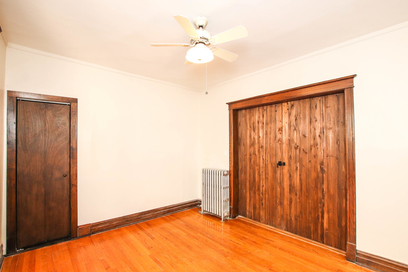 6630 N Newgard Avenue Unit: 3