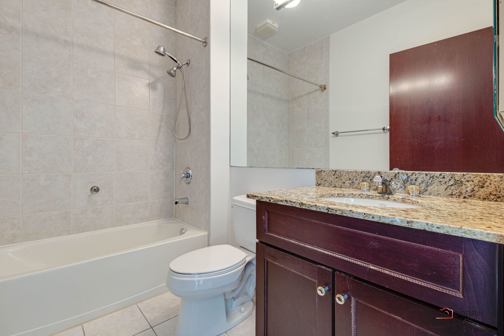 33 W ONTARIO Street Unit: 42B