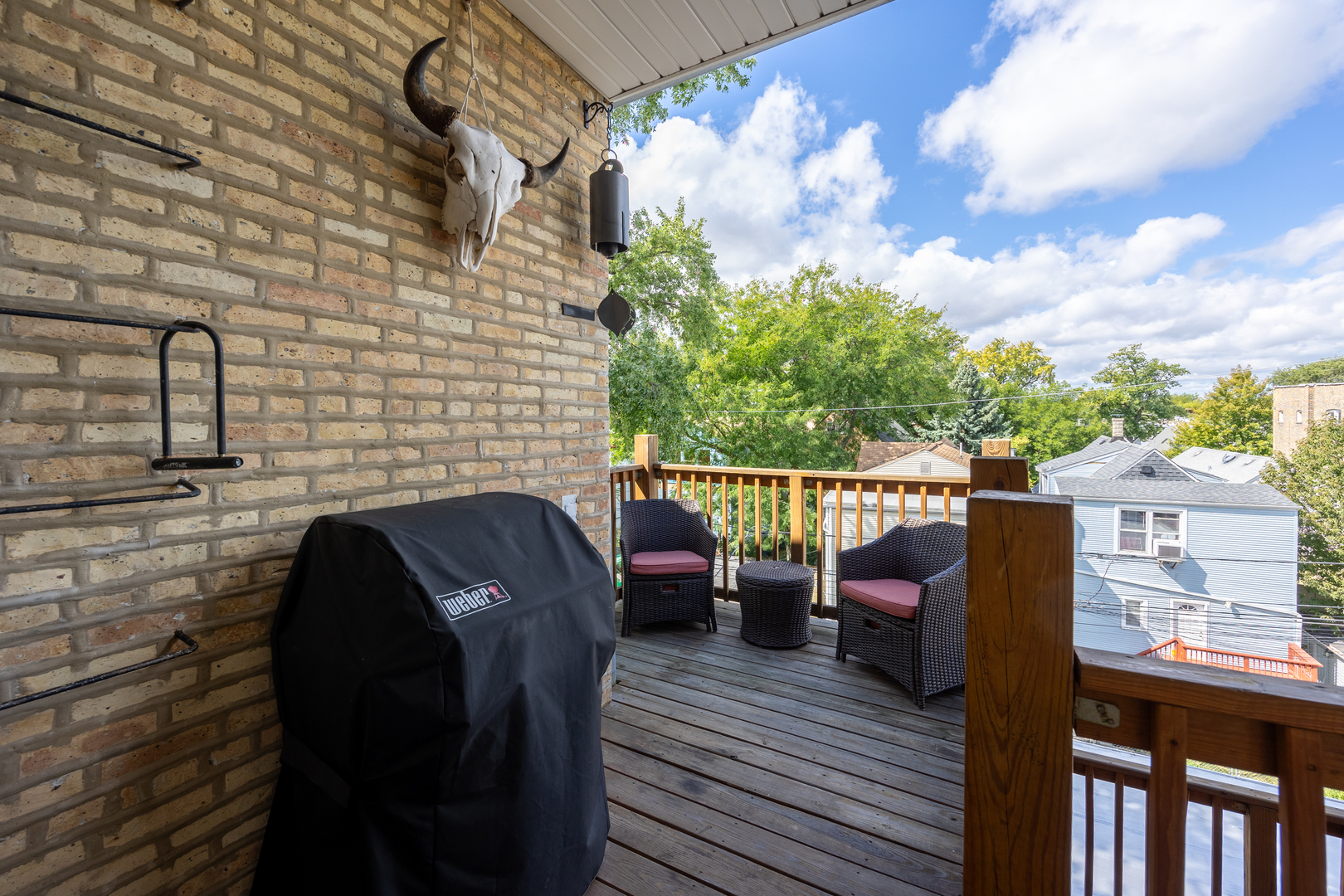 2430 N Washtenaw Avenue Unit: 3S