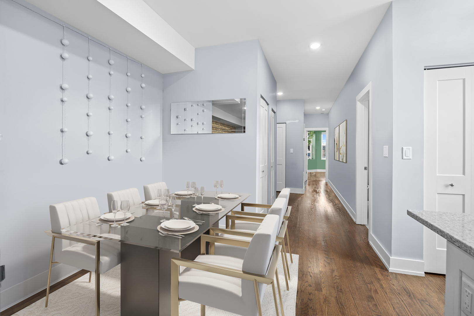 2430 N Washtenaw Avenue Unit: 3S