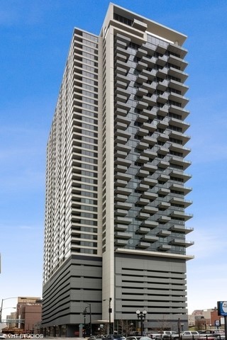 235 W Van Buren Street Unit: 1809