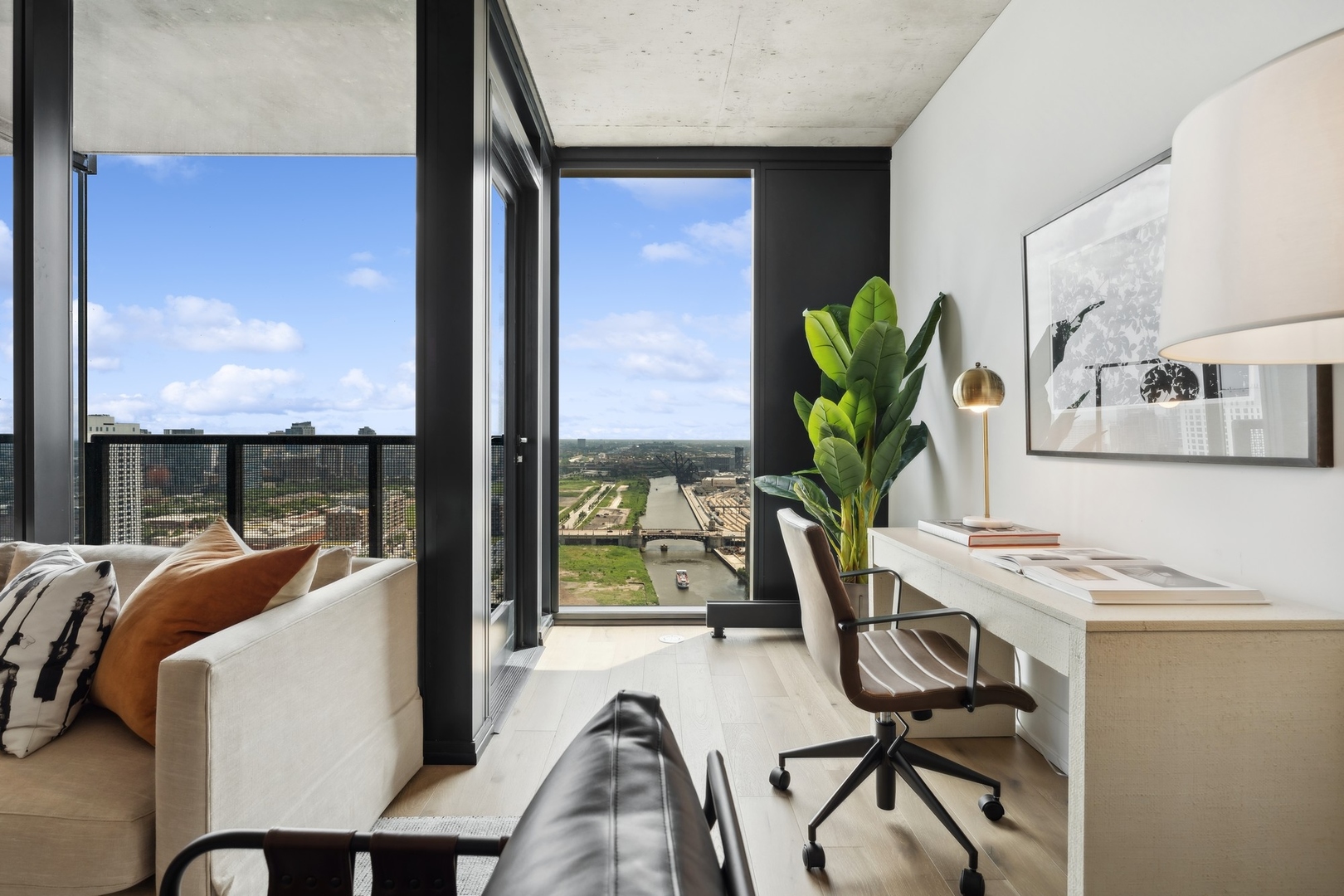 234 W Polk Street Unit: 2605
