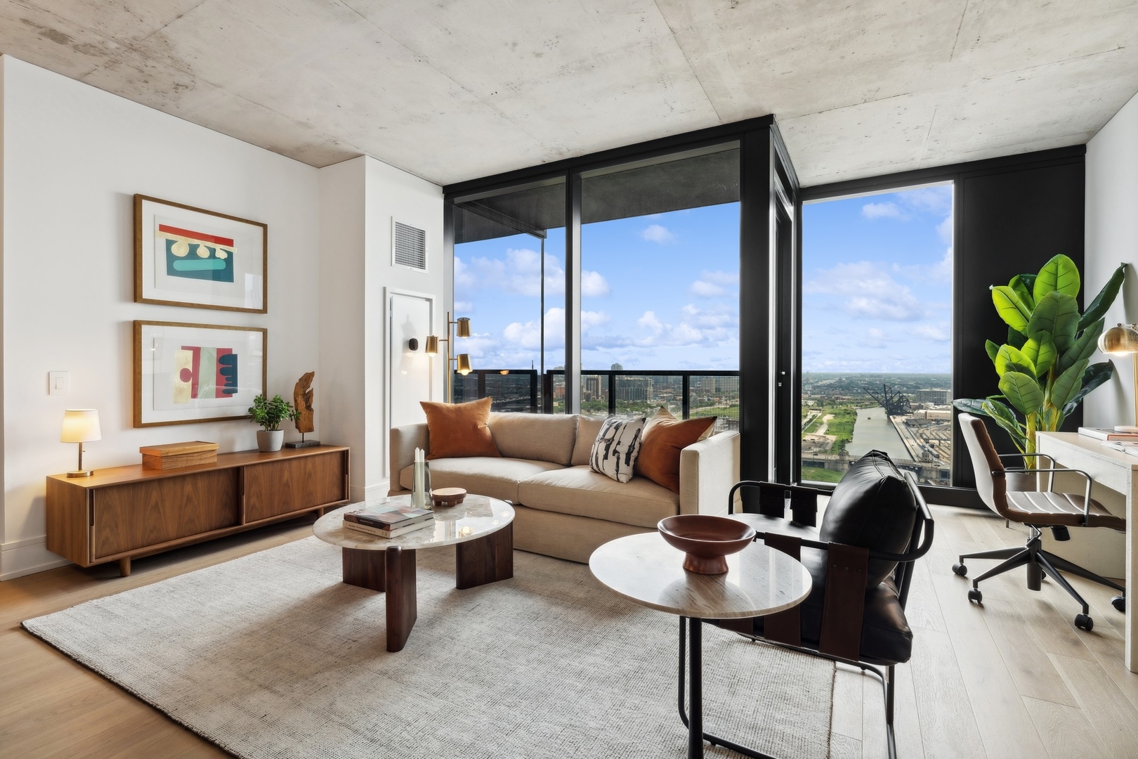 234 W Polk Street Unit: 2605