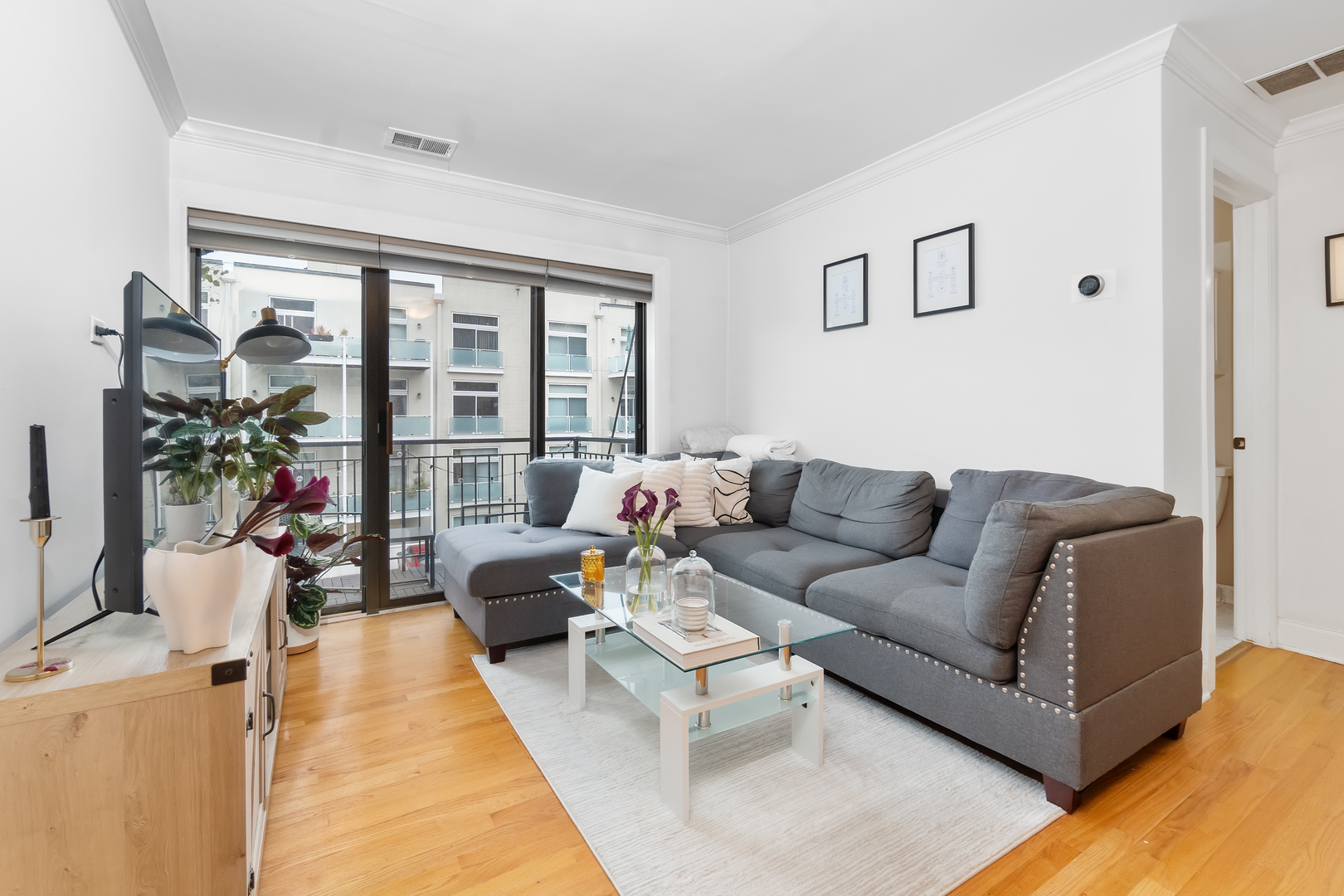 4144 N Sheridan Road Unit: 303