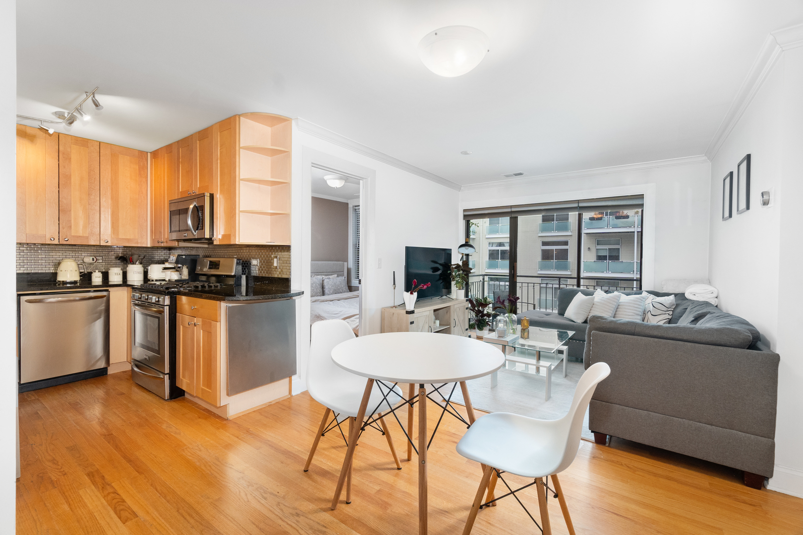 4144 N Sheridan Road Unit: 303