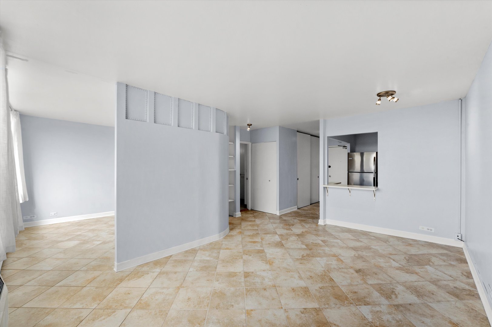1355 N Sandburg Terrace Unit: 1103D