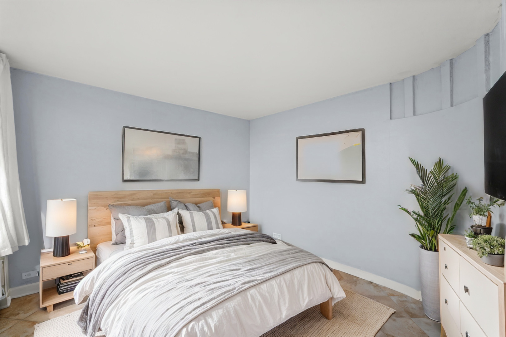 1355 N Sandburg Terrace Unit: 1103D