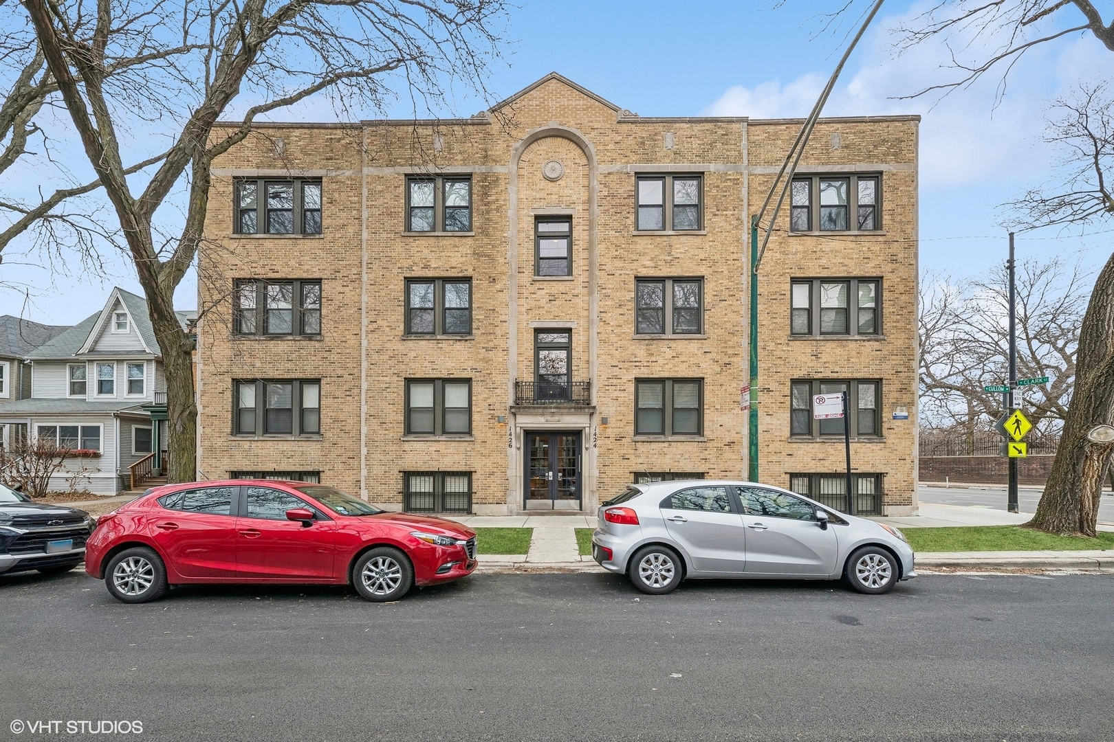1424 W CULLOM Avenue Unit: 1