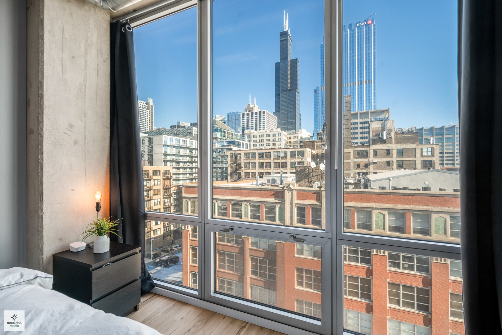 700 W Van Buren Street Unit: 1102