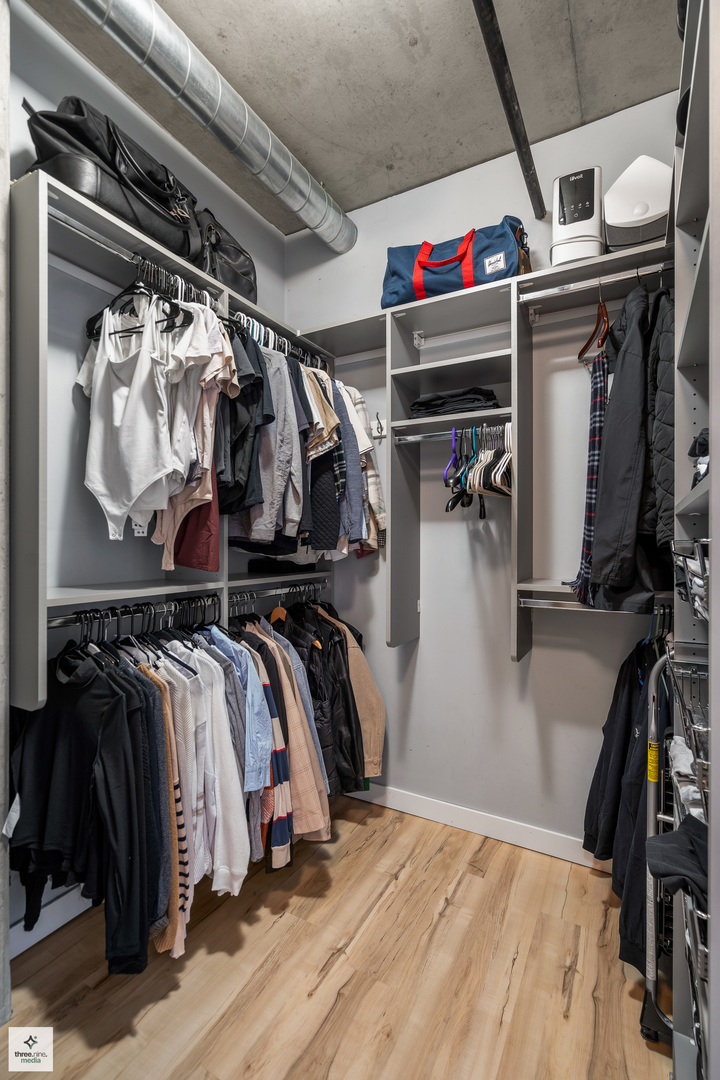 700 W Van Buren Street Unit: 1102