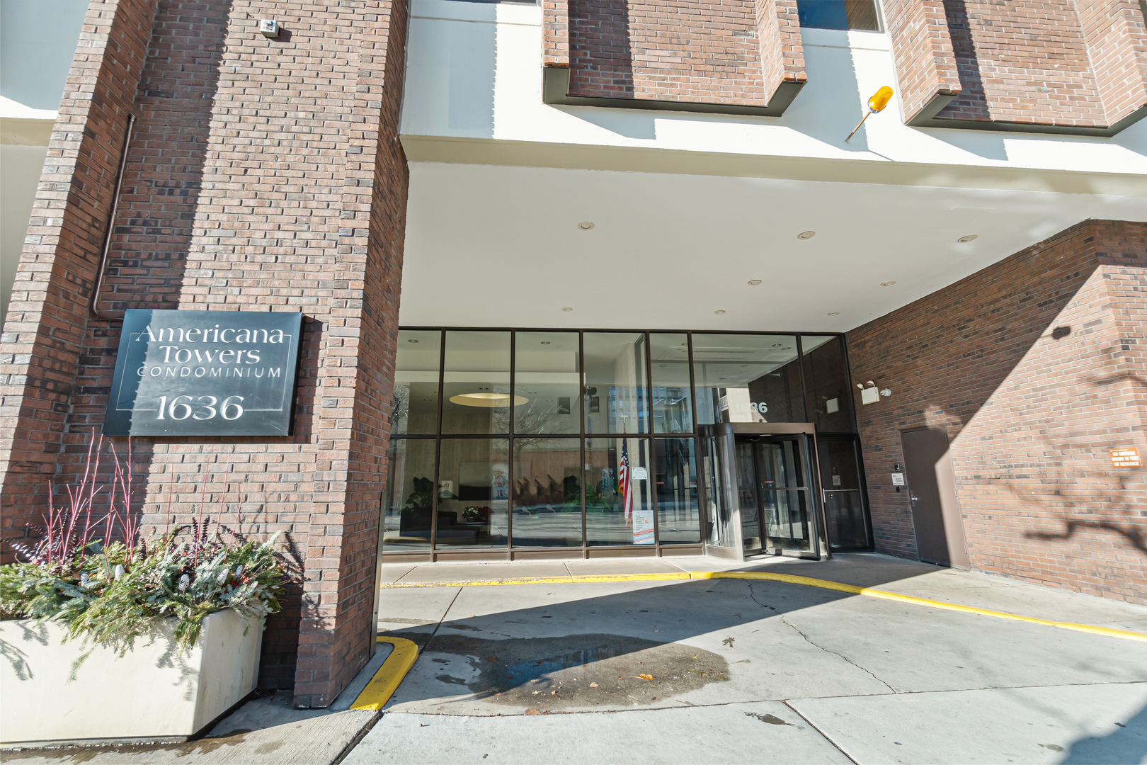 1636 N Wells Street Unit: 505