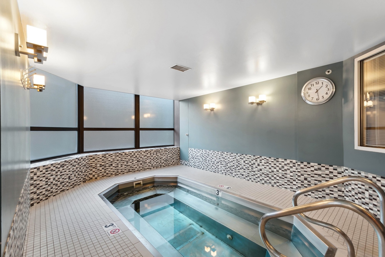 400 E OHIO Street Unit: 4003