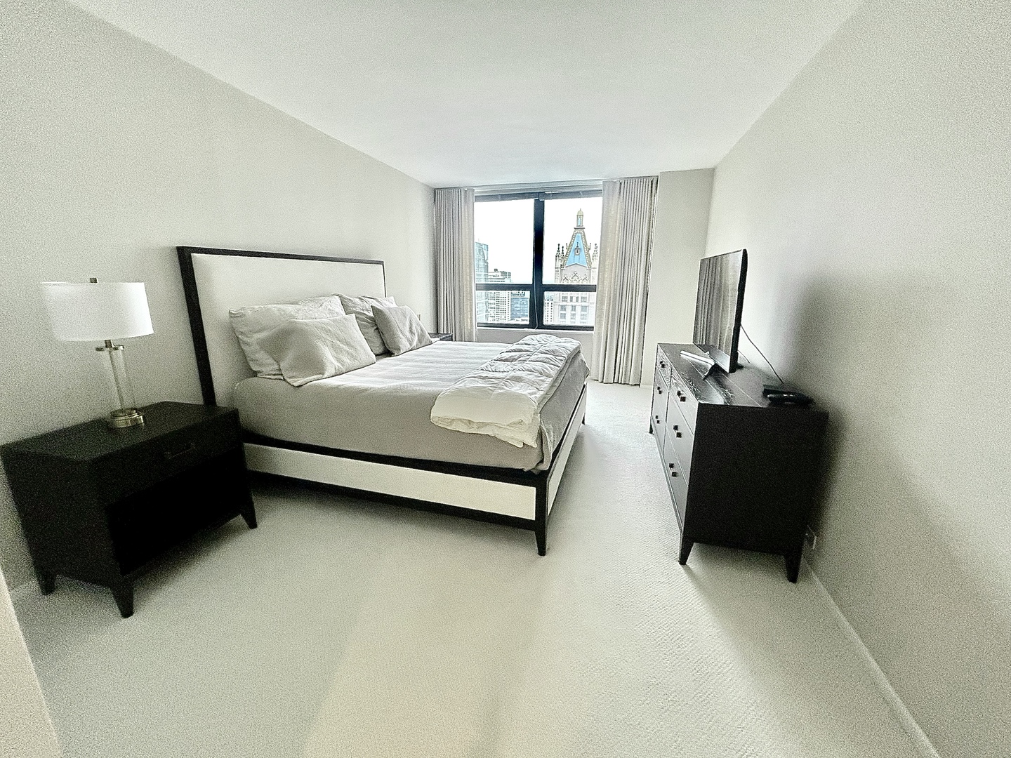 400 E OHIO Street Unit: 4003