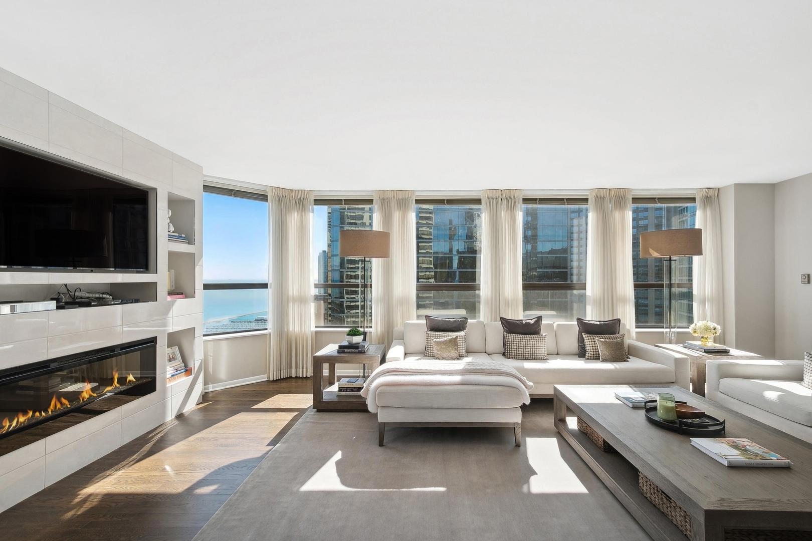 400 E OHIO Street Unit: 4003