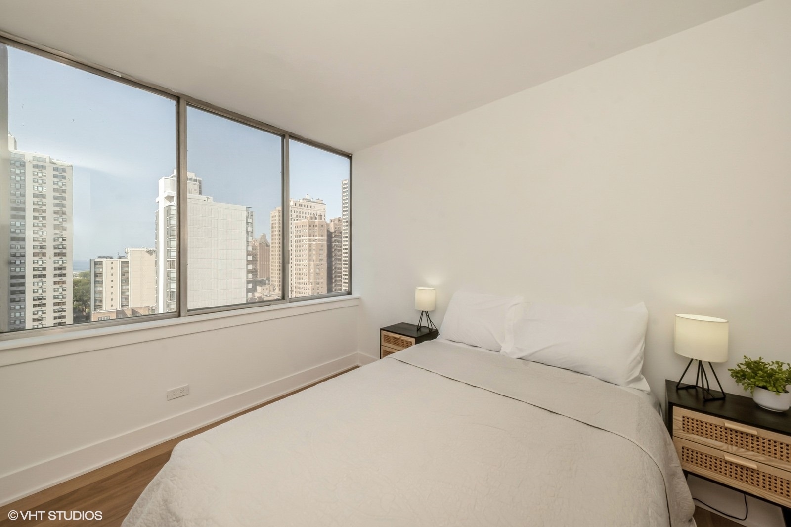 1 E Schiller Street Unit: 16B
