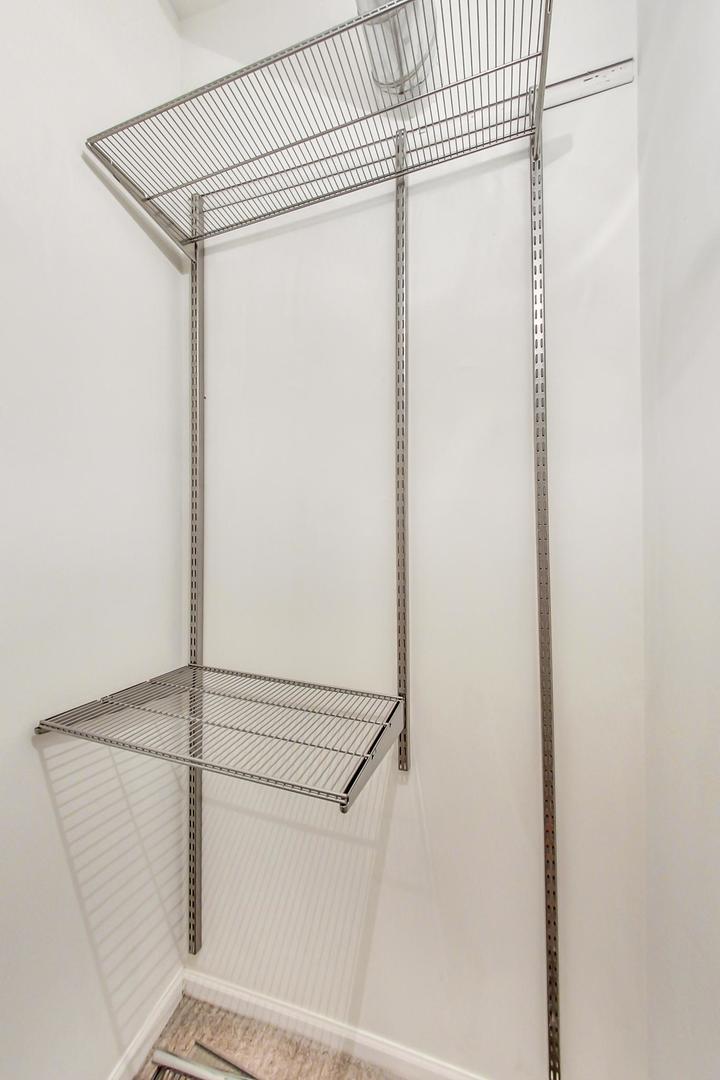 520 W Huron Street Unit: 203