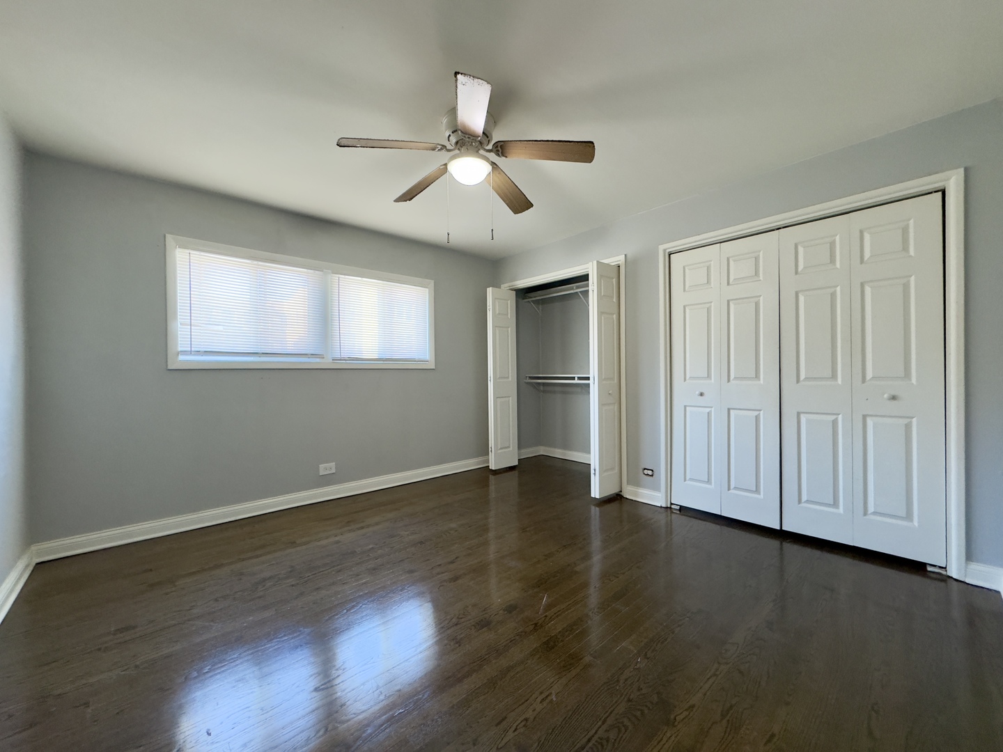 6947 S Jeffery Boulevard Unit: 2H