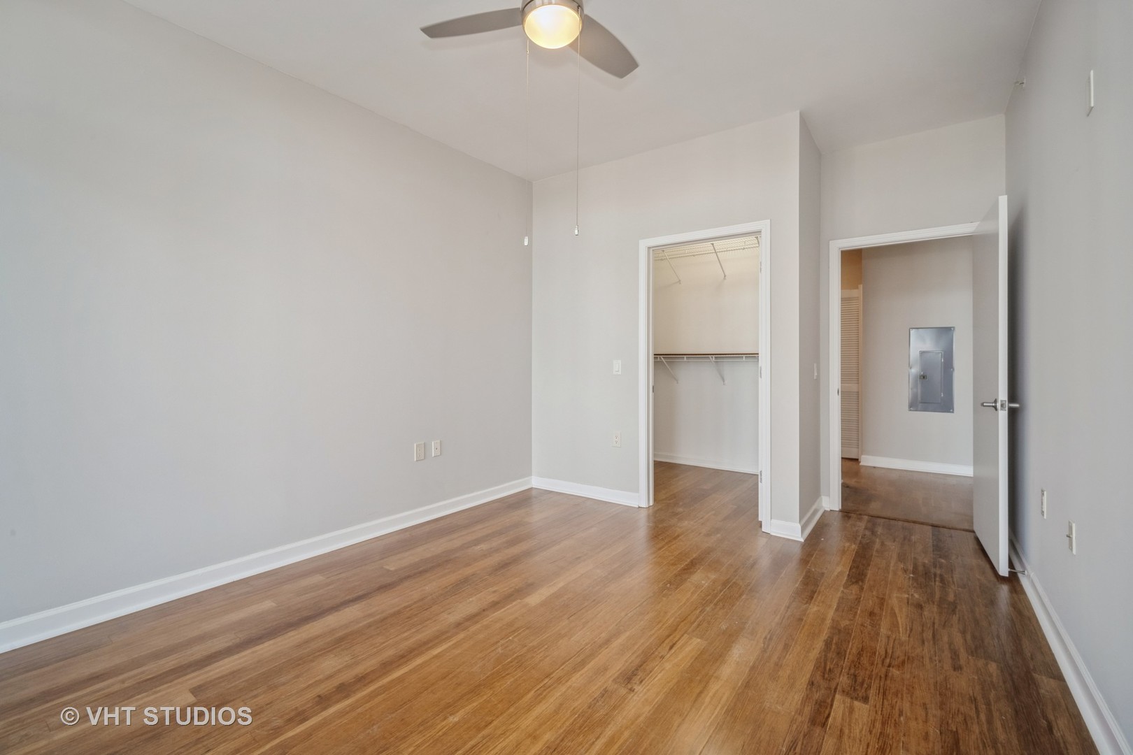 1235 S Prairie Avenue Unit: 3307