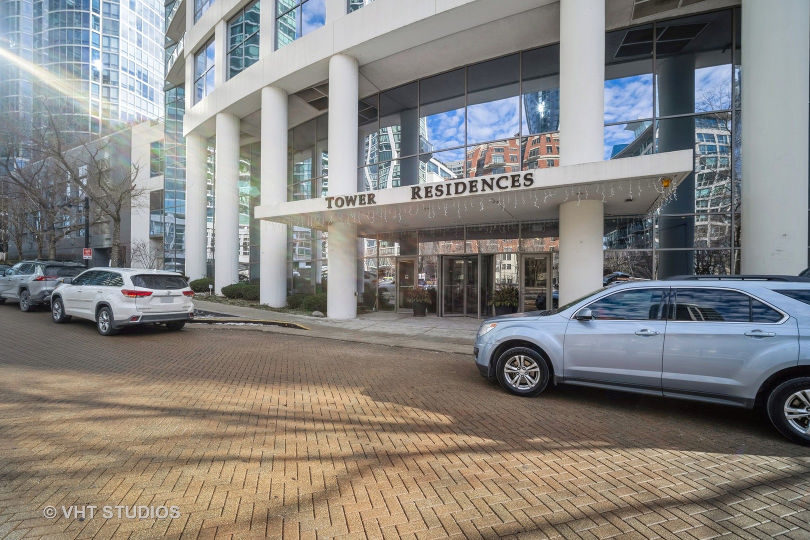 1235 S Prairie Avenue Unit: 3307