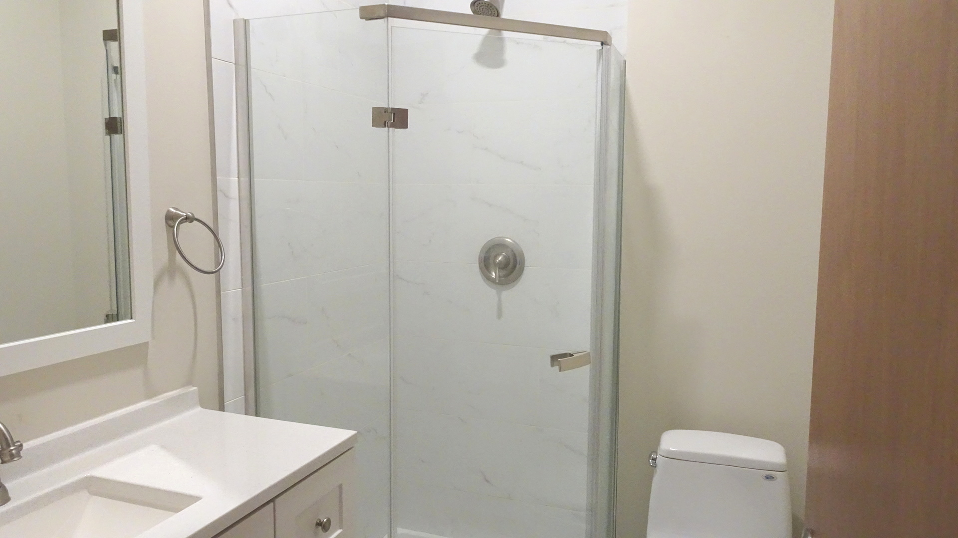 5532 N Broadway Street Unit: 2