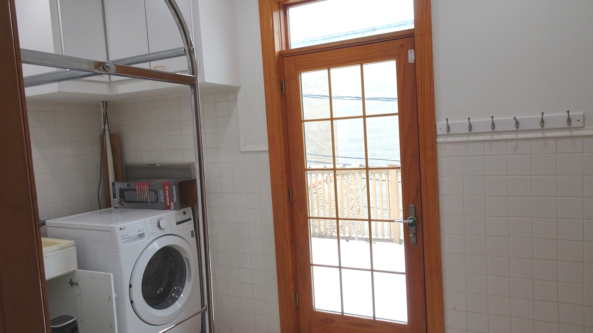 5532 N Broadway Street Unit: 2