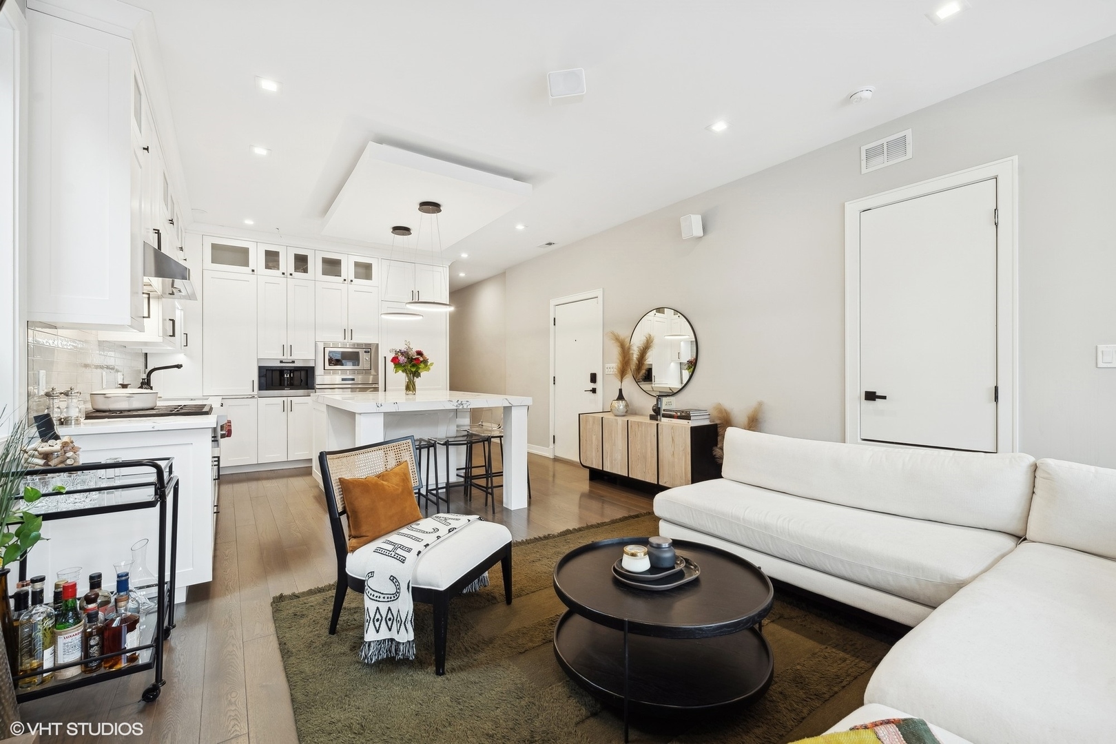 456 N May Street Unit: 2