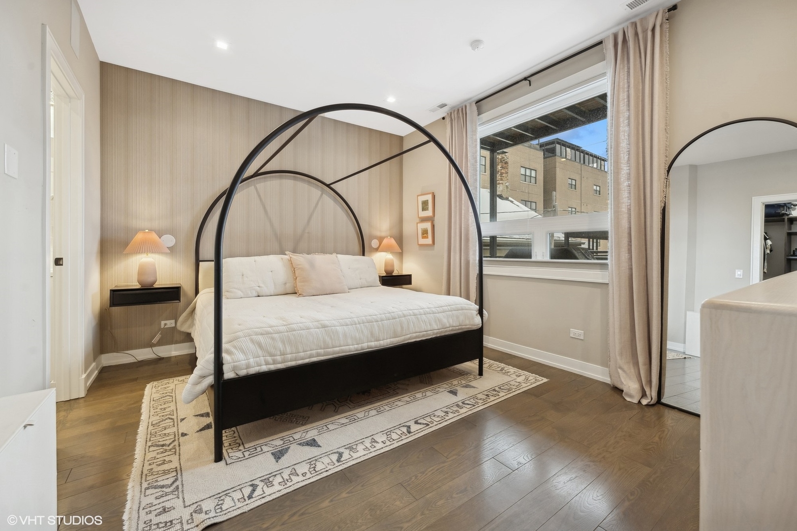 456 N May Street Unit: 2