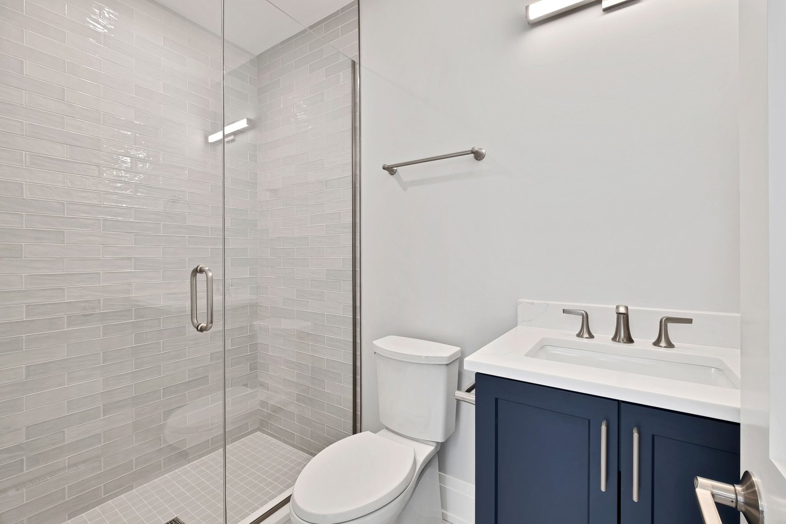 840 W Lill Avenue Unit: 1