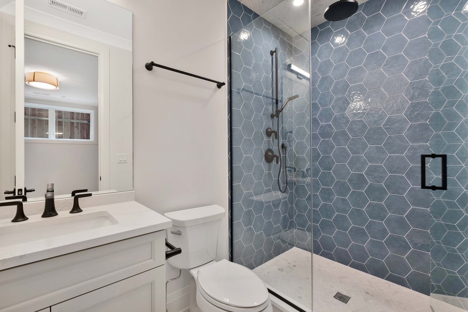 840 W Lill Avenue Unit: 1