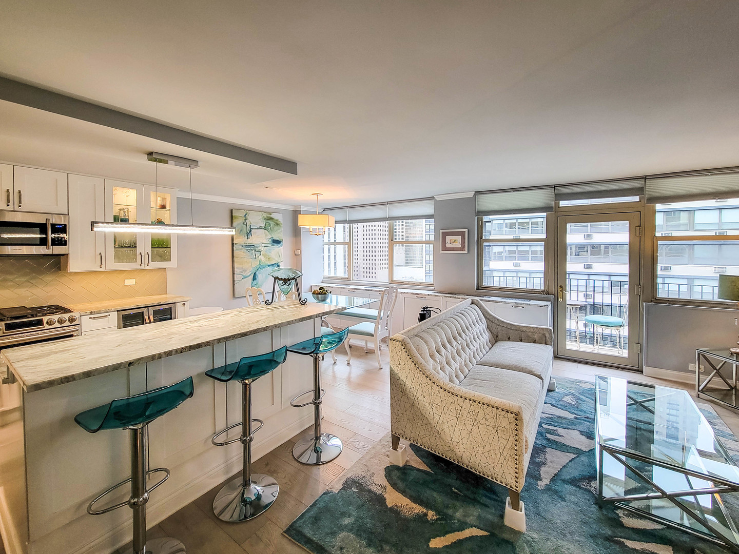40 E Cedar Street Unit: 18B