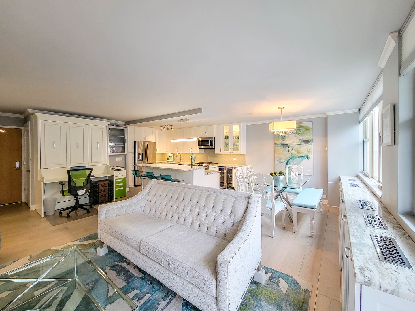 40 E Cedar Street Unit: 18B