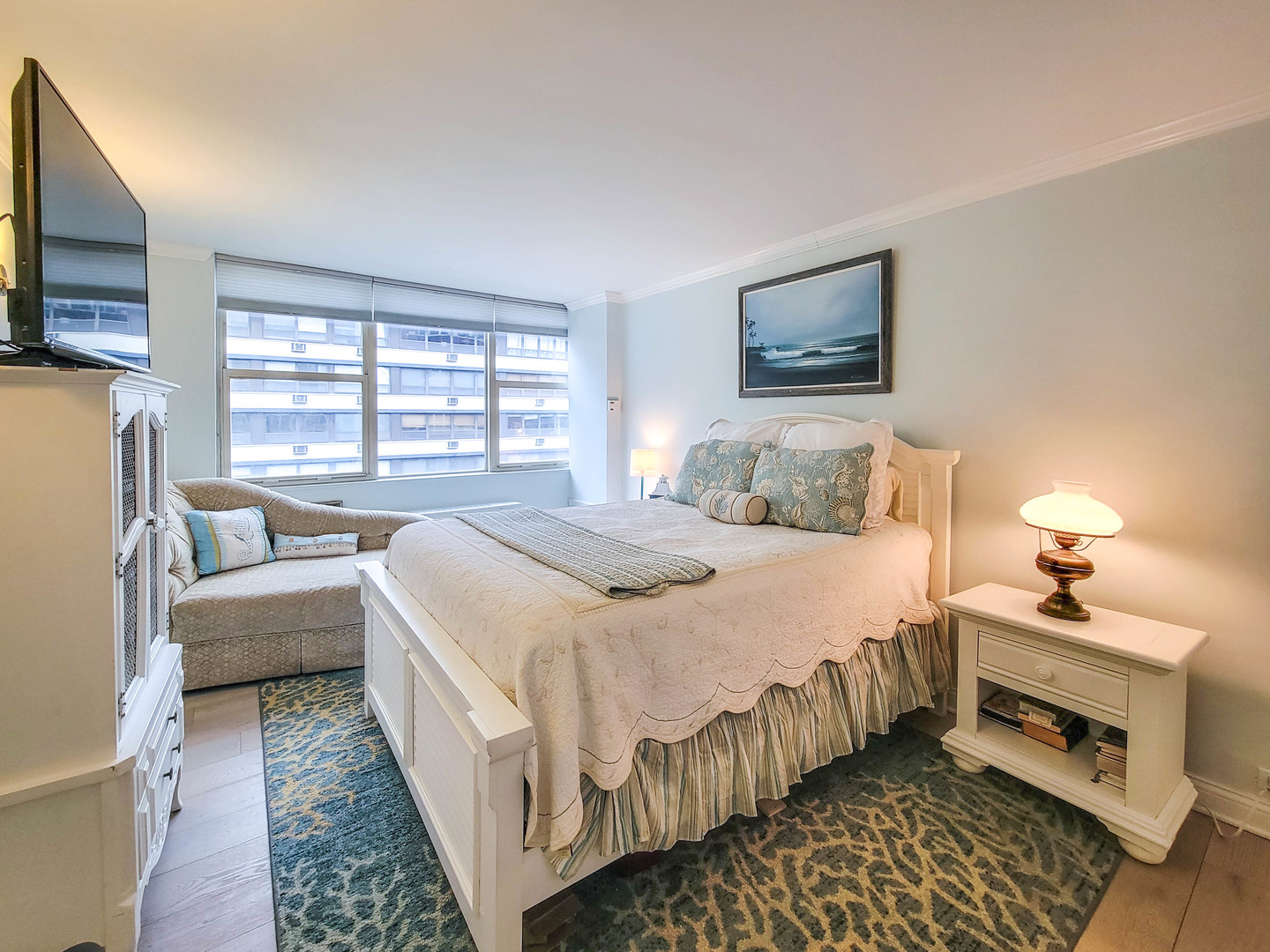 40 E Cedar Street Unit: 18B