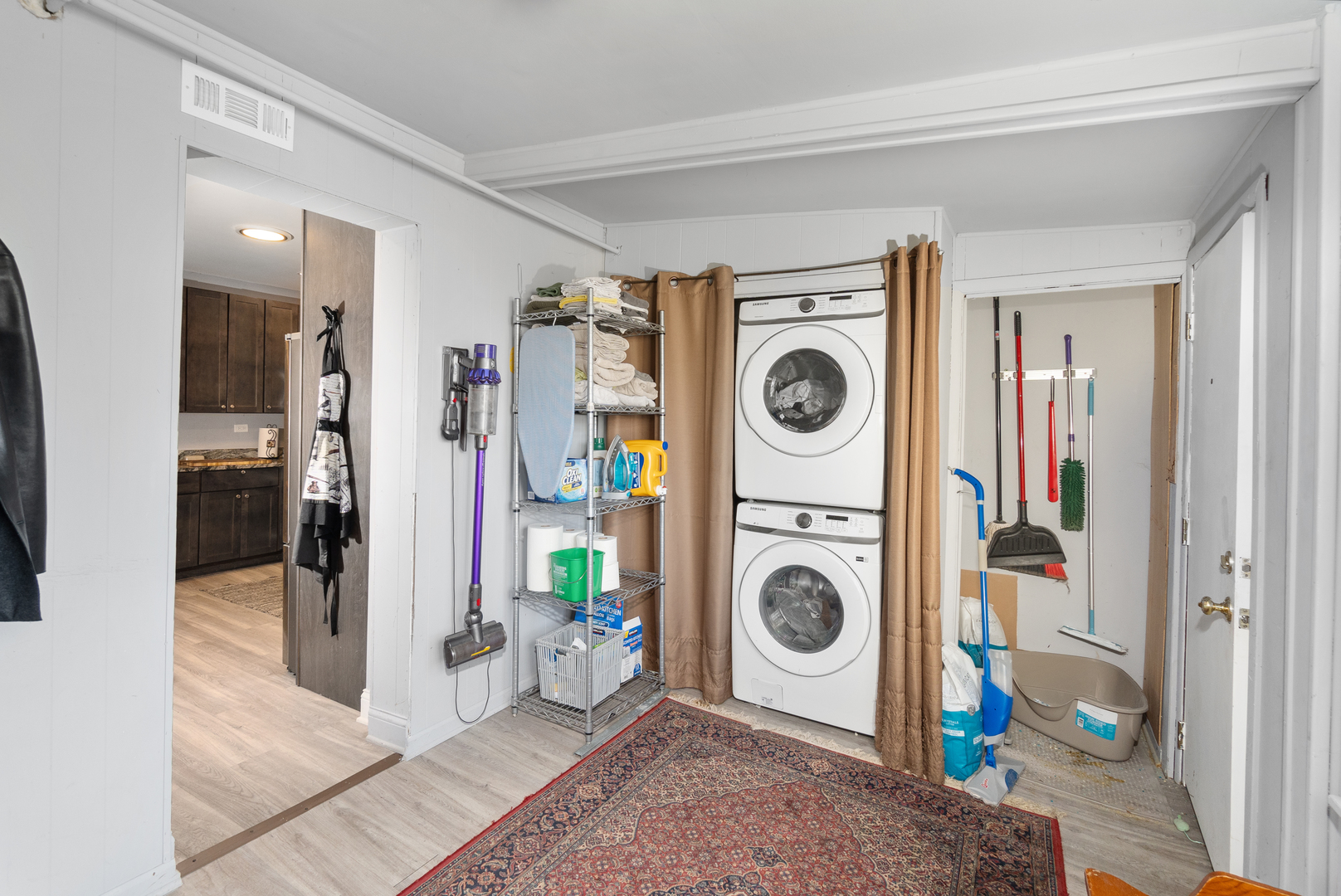 940 N Springfield Avenue