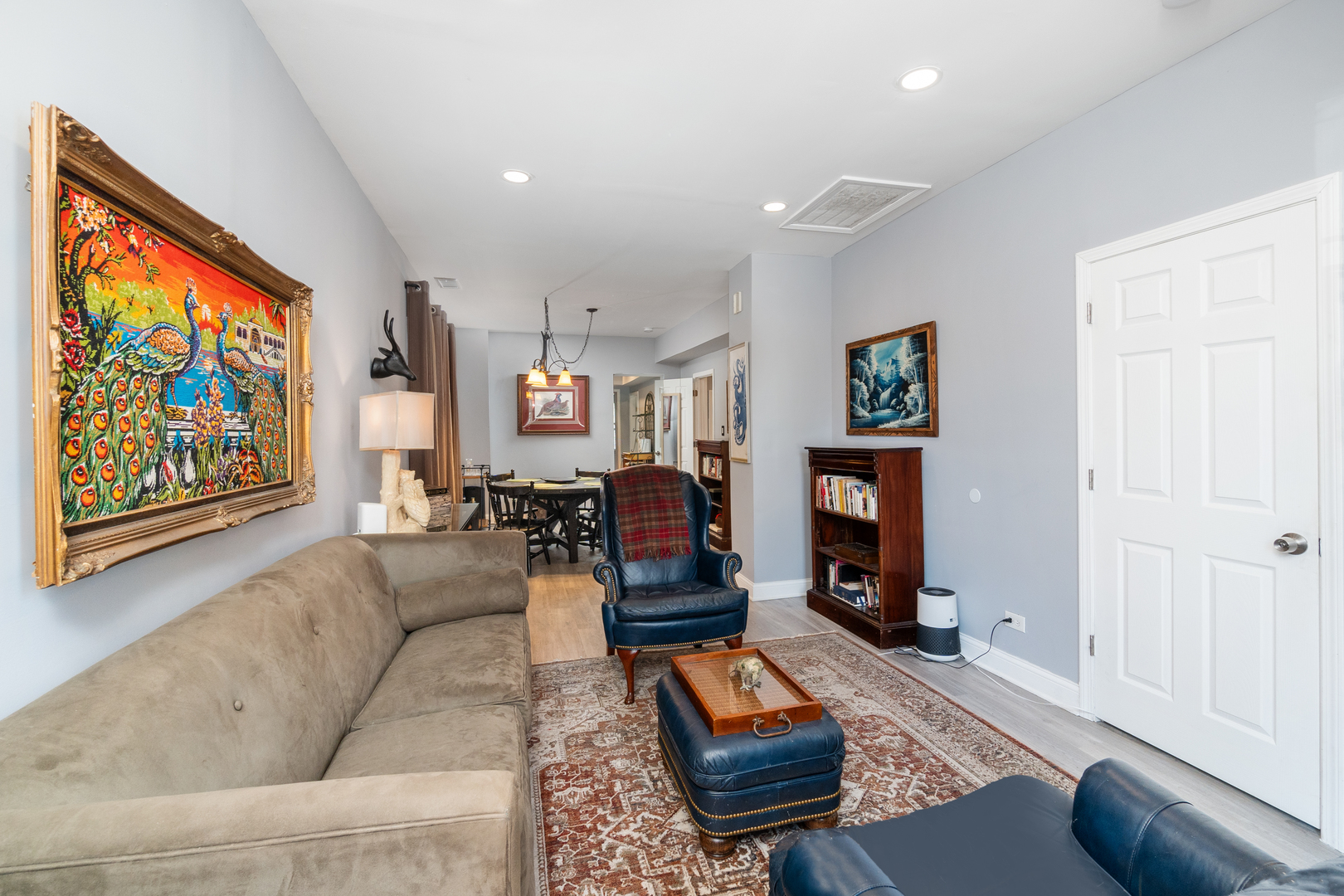 940 N Springfield Avenue