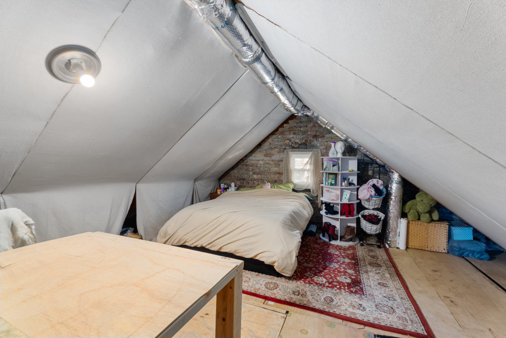 940 N Springfield Avenue