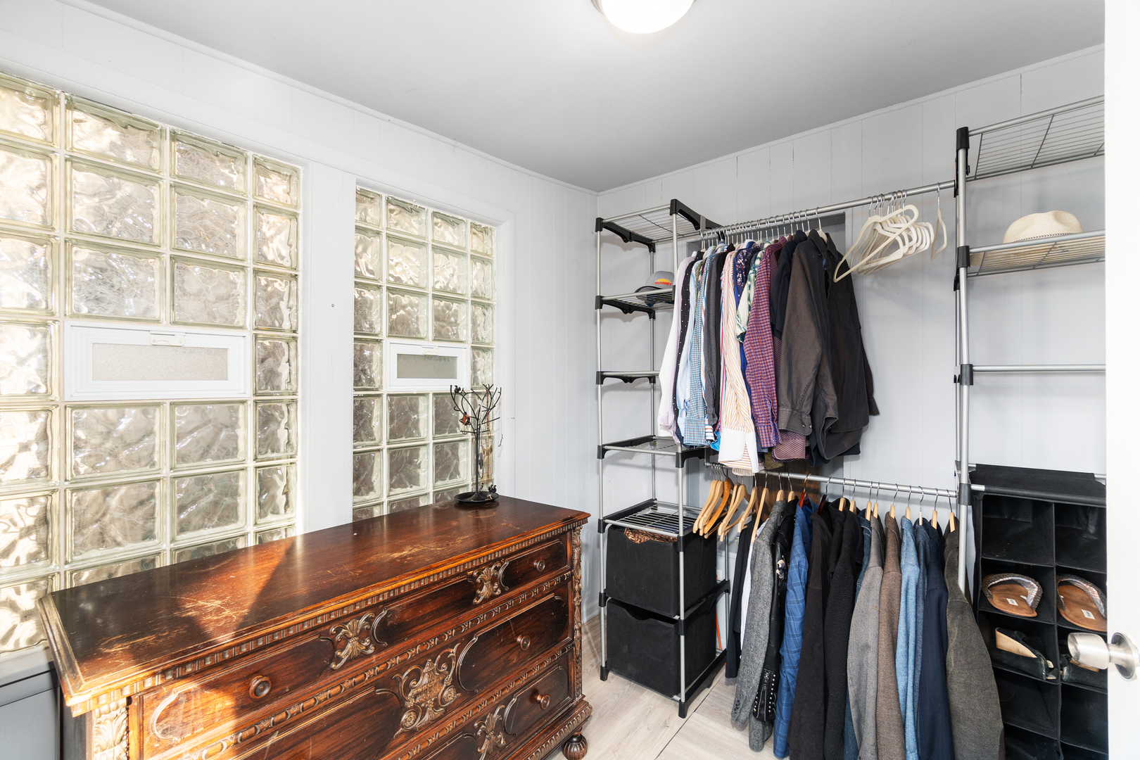 940 N Springfield Avenue