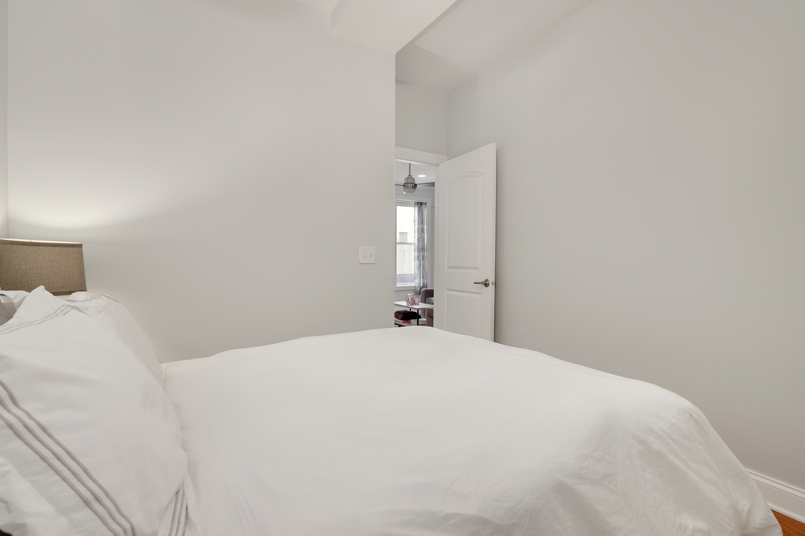 1025 N Wood Street Unit: 1R