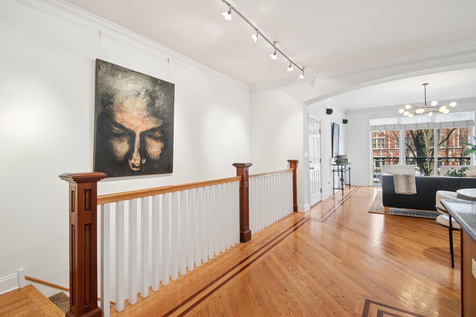 4728 N Malden Avenue Unit: 1S